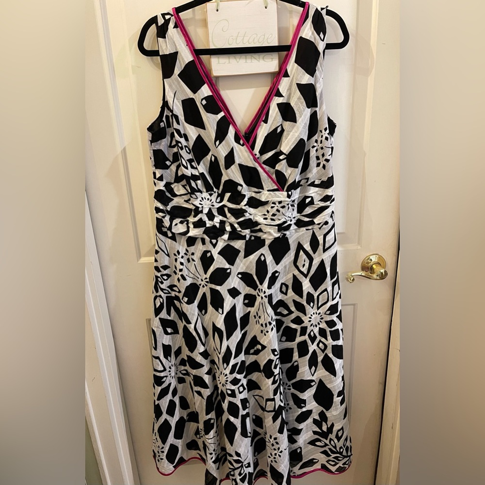 Lane Bryant Black and White Geometric Midi Dress